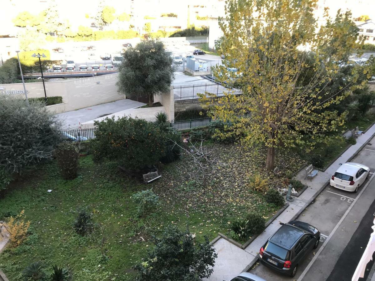 Calaba Stadio Napoli Bagian luar foto